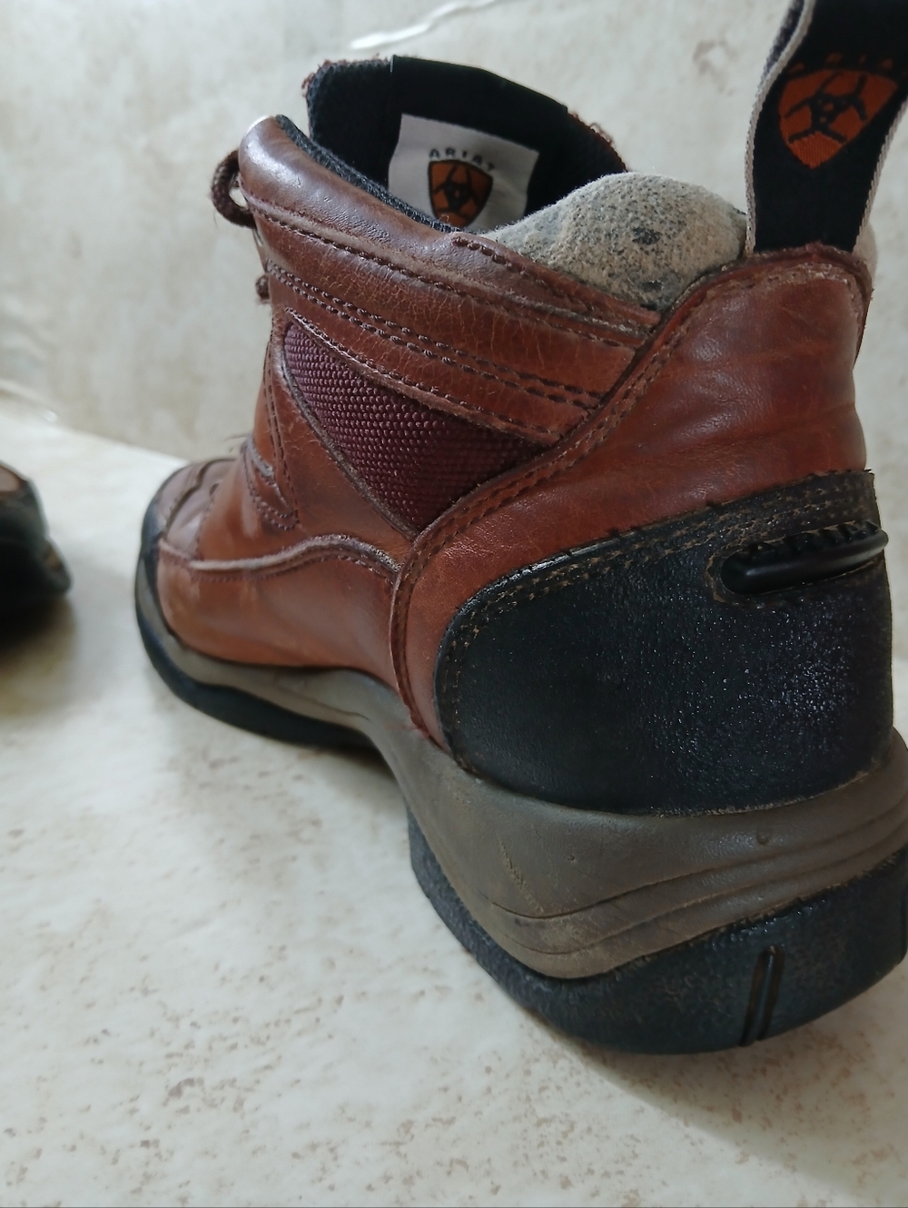 Ariat Brown Full Grain Leather Men’s Work/Hiking Boots with Black Outsole Sz 6B - Picture 12 of 13